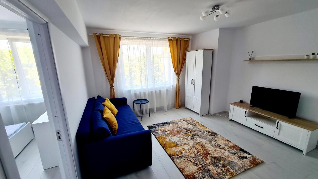 Belle Apartments - Central Пітешть Екстер'єр фото