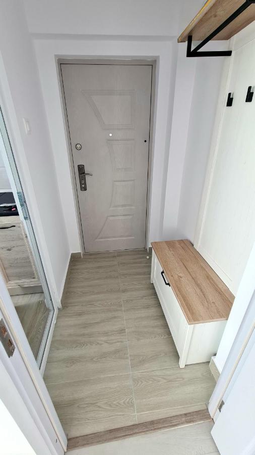 Belle Apartments - Central Пітешть Екстер'єр фото